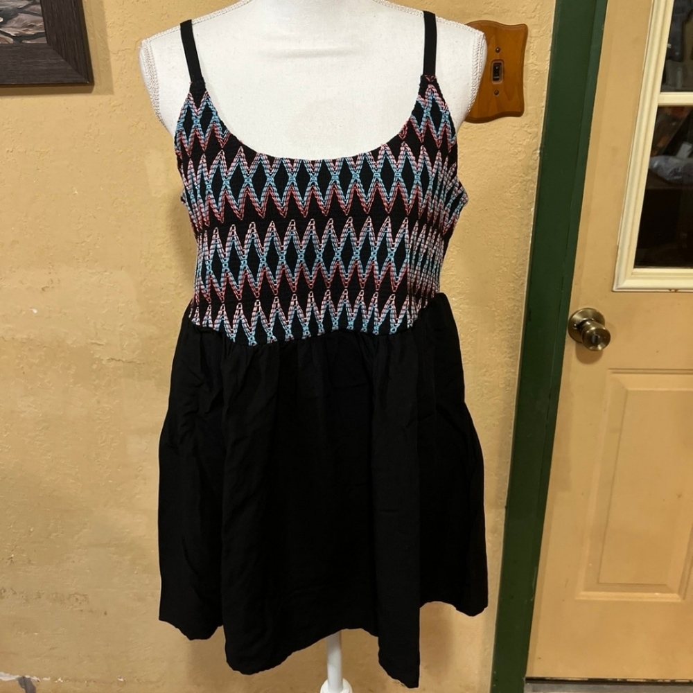 Torrid embroidered smocked black cami